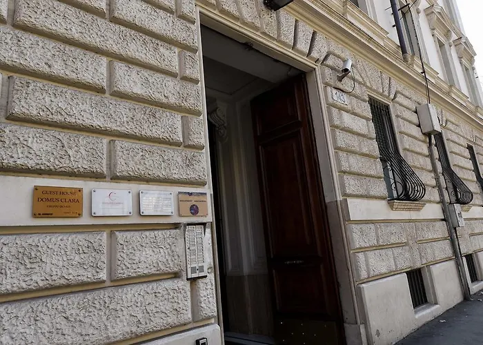 Domus Clara 3* Rome