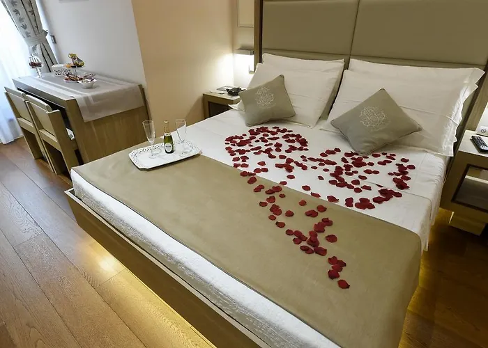 Domus Clara 3* Rome